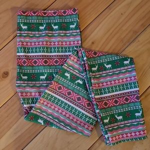 🦚 FREE 💫 with purchase, holiday leggings 🎁🦌🎄